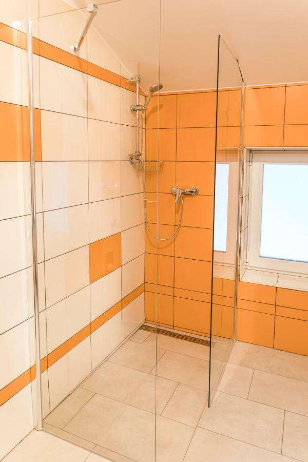 Guest House Rosi Tolmin Esterno foto